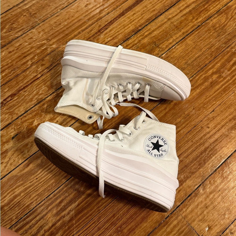 Platform converse